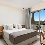Reale - Wellness & Refined Living By Etouri Villa *