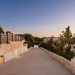 Reale - Wellness & Refined Living By Etouri