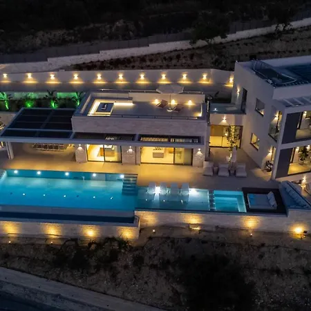 Reale - Wellness & Refined Living By Etouri Ханья