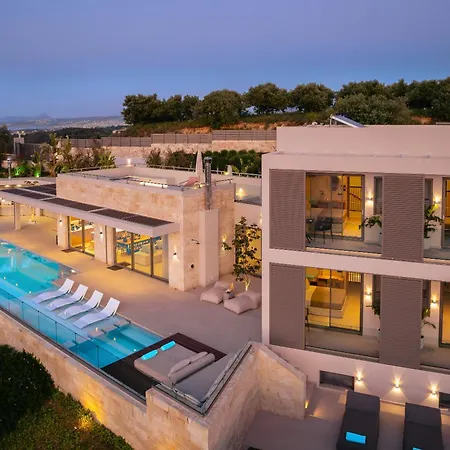 Reale - Wellness & Refined Living By Etouri Villa