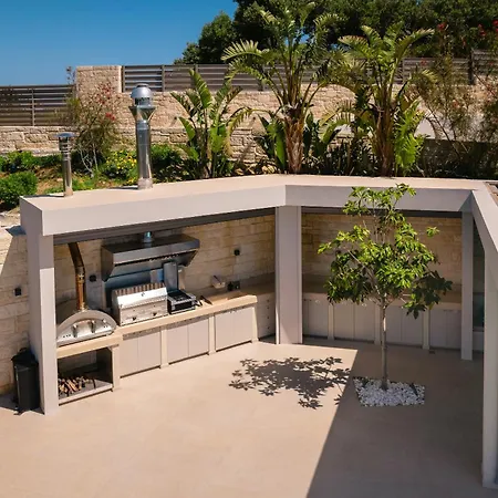 Reale - Wellness & Refined Living By Etouri