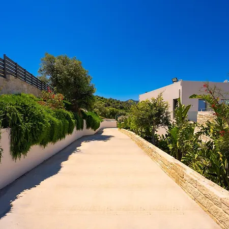 Villa Reale - Wellness & Refined Living By Etouri