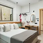 Reale - Wellness & Refined Living By Etouri Villa *