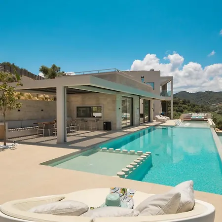 Reale - Wellness & Refined Living By Etouri Willa Chania (Crete)