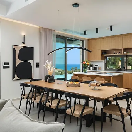 Willa Reale - Wellness & Refined Living By Etouri *