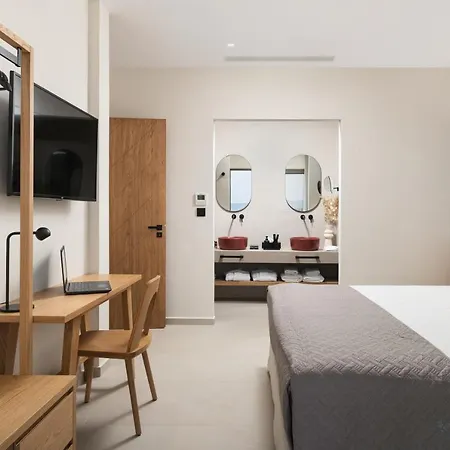 Willa Reale - Wellness & Refined Living By Etouri *