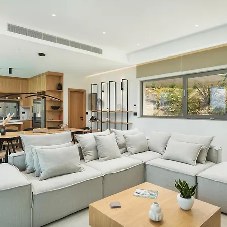 Reale - Wellness & Refined Living By Etouri 别墅 干尼亞